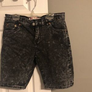 Boys Levi’s shorts